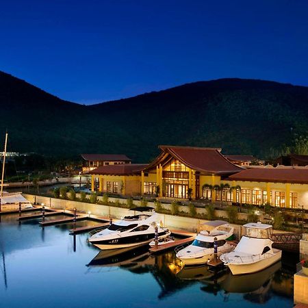 The St. Regis Sanya Yalong Bay Resort Экстерьер фото