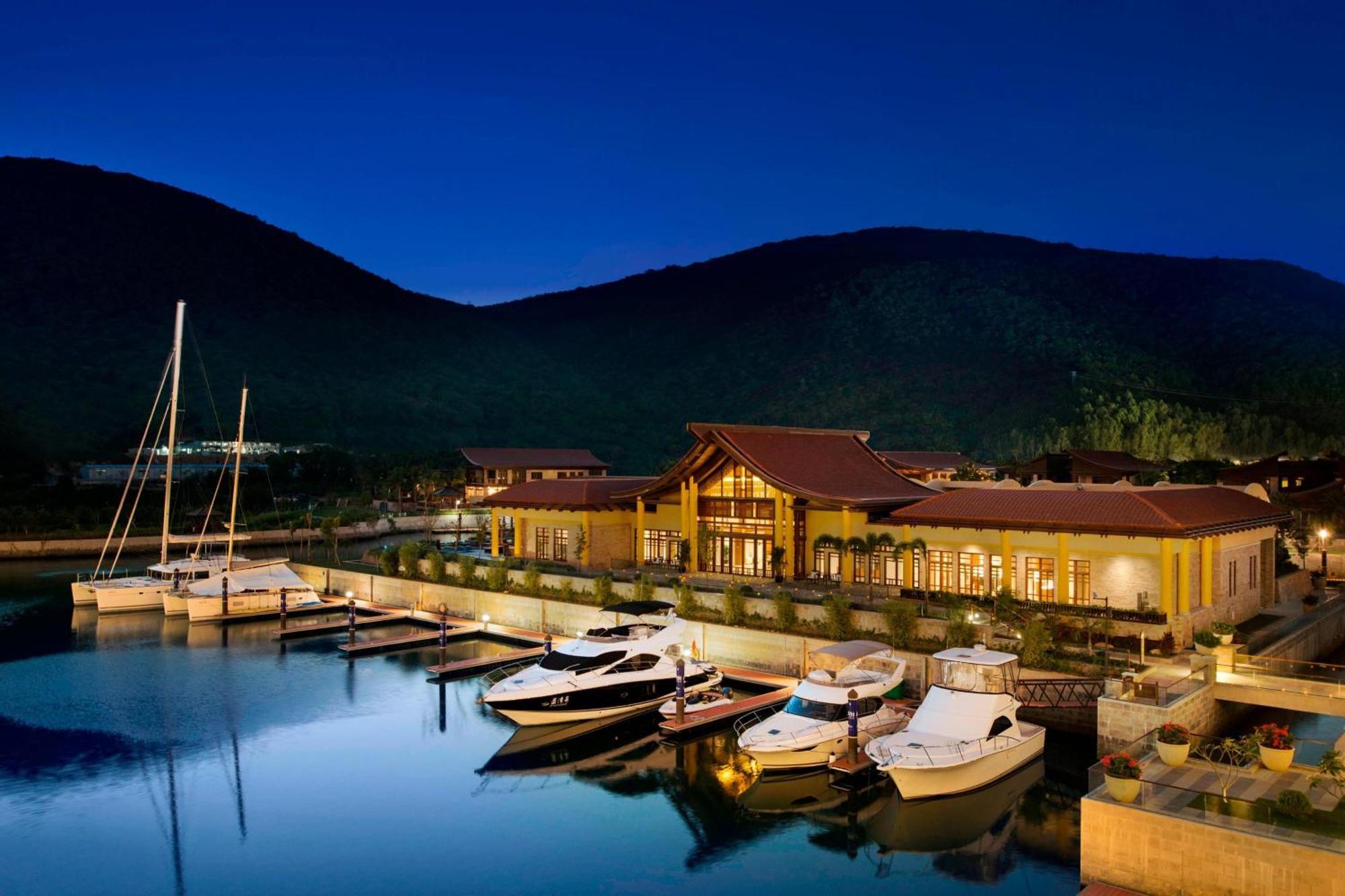 The St. Regis Sanya Yalong Bay Resort Экстерьер фото
