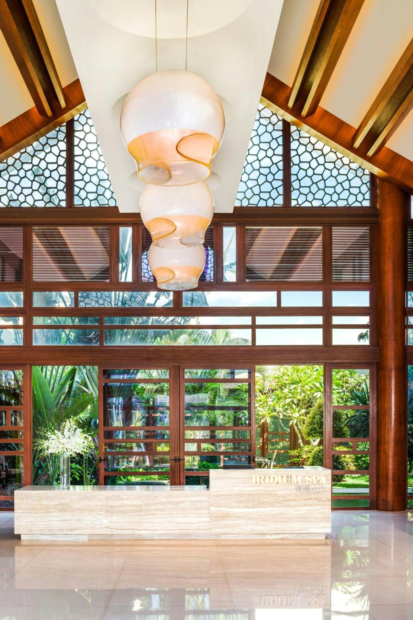 The St. Regis Sanya Yalong Bay Resort Экстерьер фото